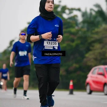 Runner Photo 7414295