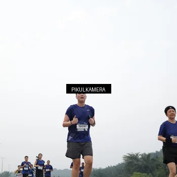 Runner Photo 7414297