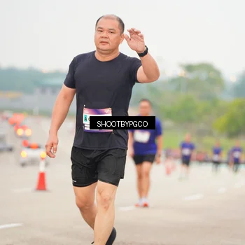 Runner Photo 7414298