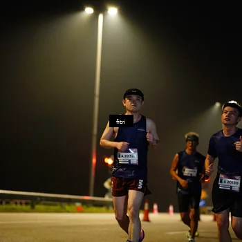 Runner Photo 7414301
