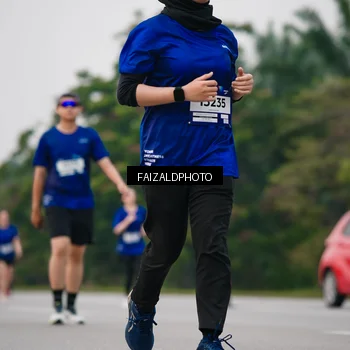 Runner Photo 7414302