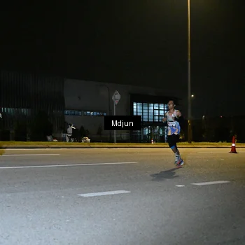 Runner Photo 7414317