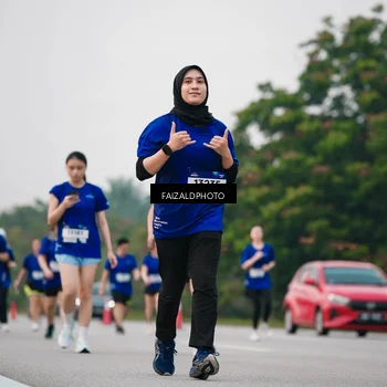 Runner Photo 7414326