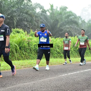Runner Photo 7414366