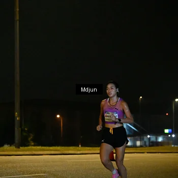 Runner Photo 7414371