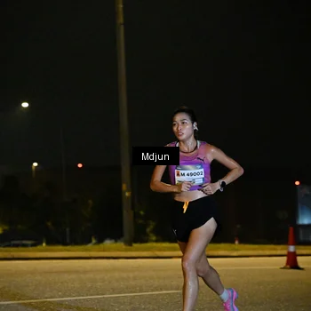 Runner Photo 7414372