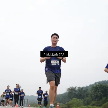 Runner Photo 7414378