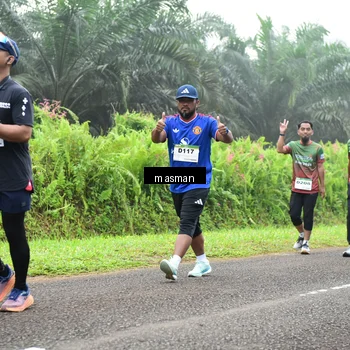 Runner Photo 7414379