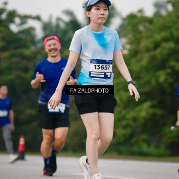 Runner Photo 7414380