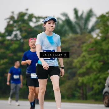 Runner Photo 7414382