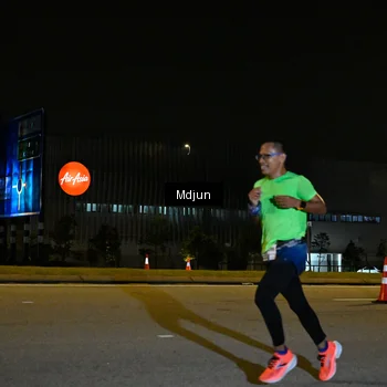 Runner Photo 7414388