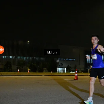 Runner Photo 7414389