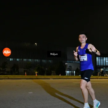 Runner Photo 7414398