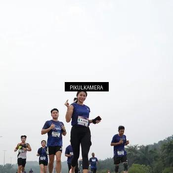 Runner Photo 7414496