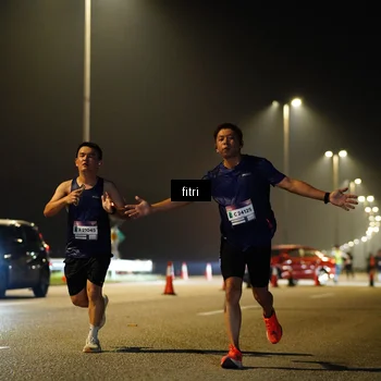 Runner Photo 7414509