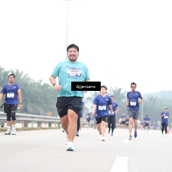 Runner Photo 7414540