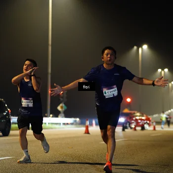 Runner Photo 7414565