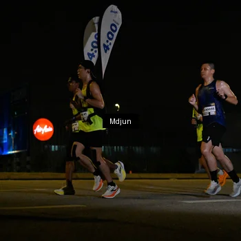 Runner Photo 7414569