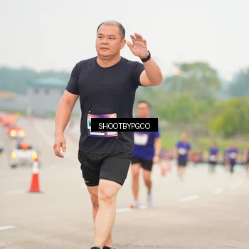 Runner Photo 7414570