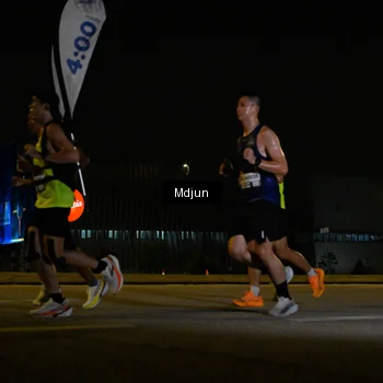 Runner Photo 7414576