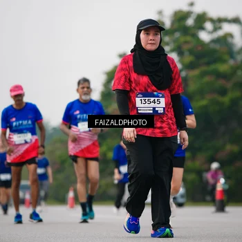 Runner Photo 7414580