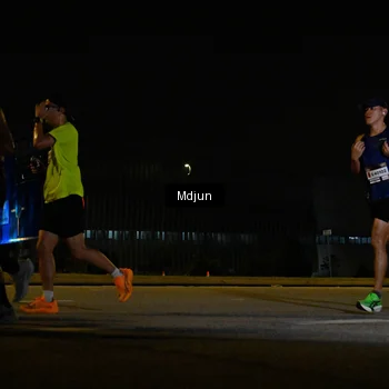 Runner Photo 7414592