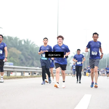 Runner Photo 7414598