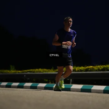 Runner Photo 7414603
