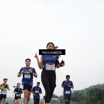 Runner Photo 7414619