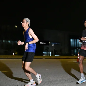 Runner Photo 7414628