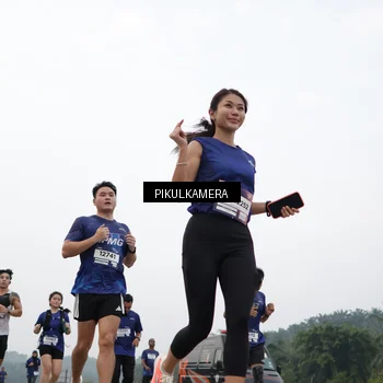 Runner Photo 7414631