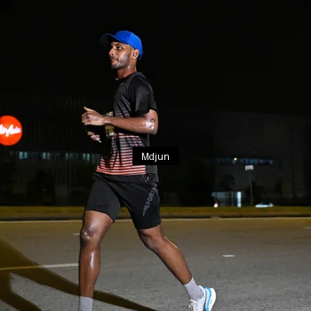 Runner Photo 7414651