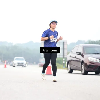 Runner Photo 7414682