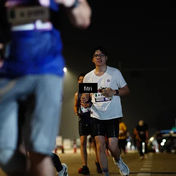 Runner Photo 7414683