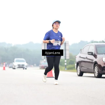 Runner Photo 7414686