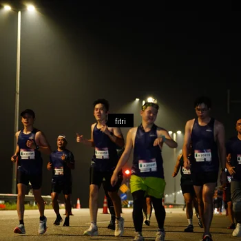 Runner Photo 7414688