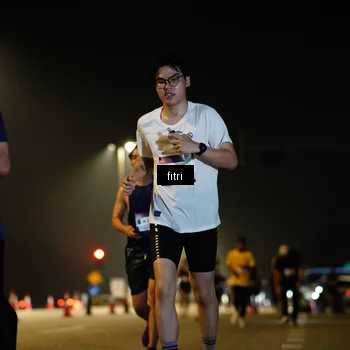 Runner Photo 7414710