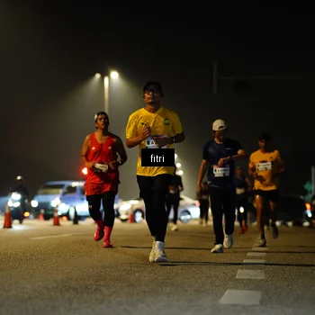 Runner Photo 7414713