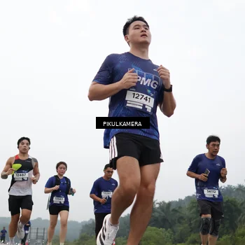 Runner Photo 7414739