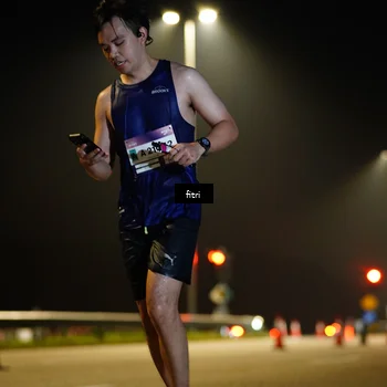 Runner Photo 7414740