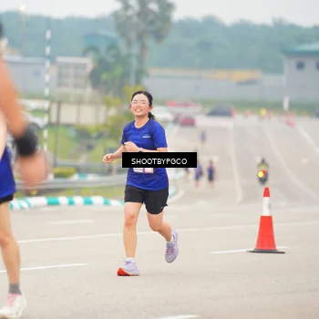 Runner Photo 7414745