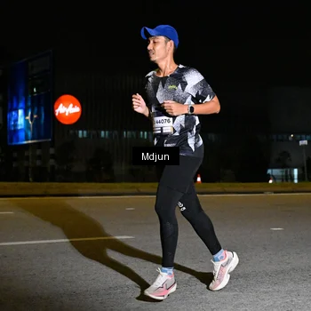 Runner Photo 7414783
