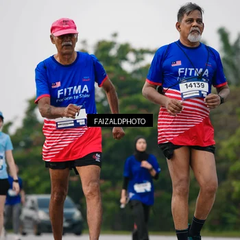 Runner Photo 7414791