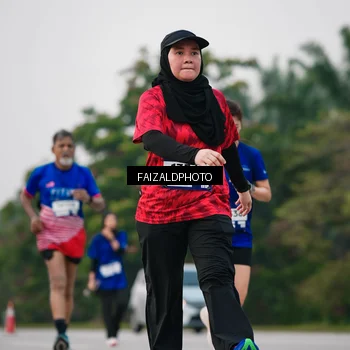 Runner Photo 7414798