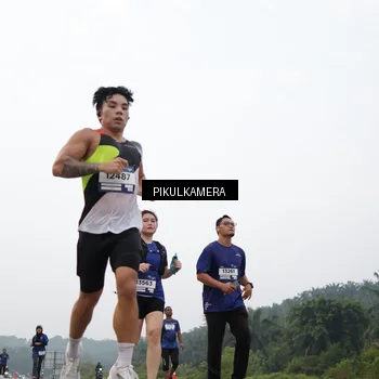 Runner Photo 7414823