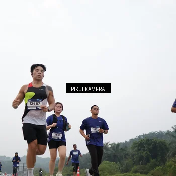 Runner Photo 7414824