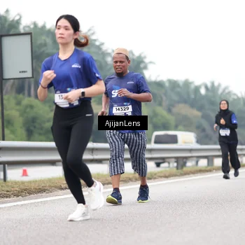 Runner Photo 7414830
