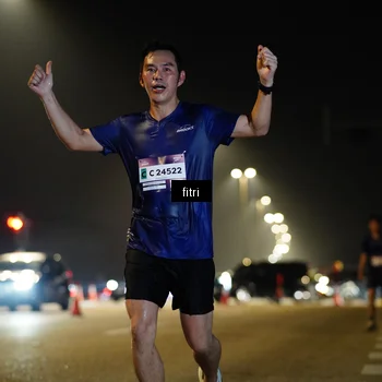Runner Photo 7414851