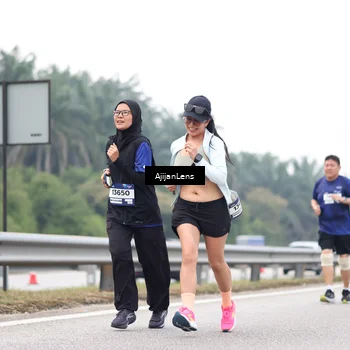 Runner Photo 7414878