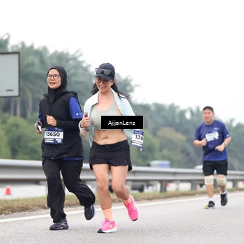 Runner Photo 7414887